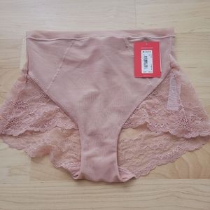 NWT SPANX Lace Wear